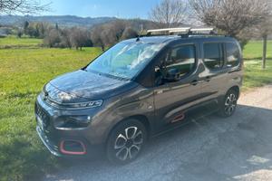Citroën Berlingo Shine M EAT8– PREZZO RIBASSATO