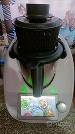 Bimby TM5 della Vorwerk con Accessori