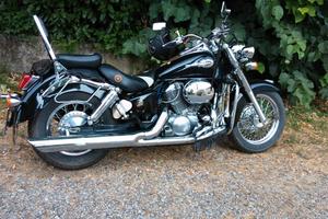 Moto Honda Shadow 750