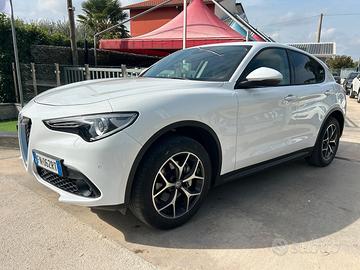 Alfa Romeo Stelvio 2.2 TD 210 cv AT8 Q4 Super