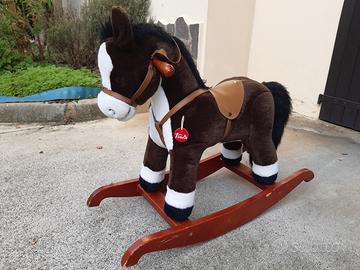 cavallo a dondolo Trudi