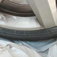Cerchi originali VW con gomme invernali Yokohama