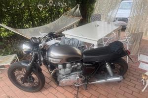 Triumph Boneville T100