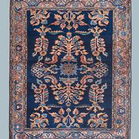 eseguo servizio di lavaggio manuale di tappeti