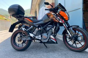 KTM duke 200