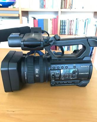 videocamera professionale  NXCAM SONY HXR-NX100