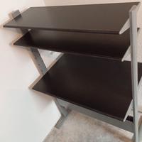 Scrivania IKEA Fredrik