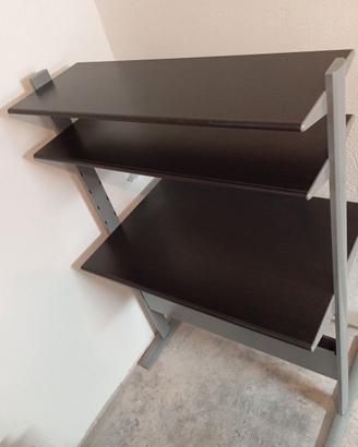 Scrivania IKEA Fredrik