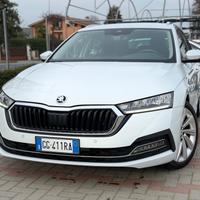 Skoda Octavia 2.0 TDI EVO SCR 150 CV DSG Wagon Exe