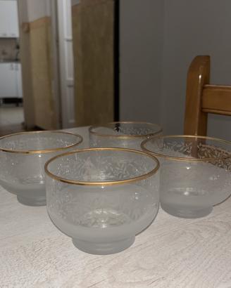 Elegante set 4 coppette vintage in vetro