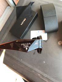 Occhiali da sole prada