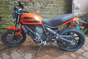 Ducati Scrambler Sixty2 400