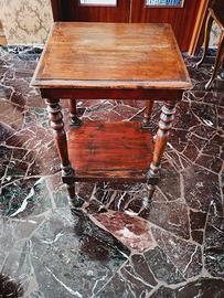 tavolino in legno