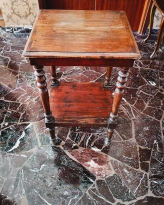 tavolino in legno
