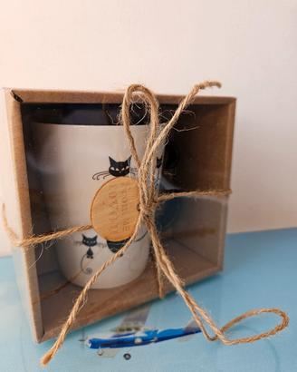 Tazza in porcellana con gatti 