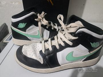 AIR JORDAN 1 MID (GS)