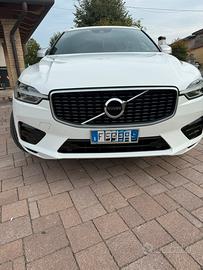 Volvo xc60 d4 awd geartronic r-design