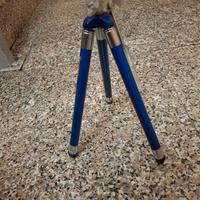 cavalletto fotocamera o videocamera