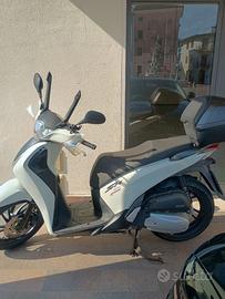 Motorino 125 cc Honda sh125 abs sport tagliandato