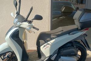 Motorino 125 cc Honda sh125 abs sport tagliandato