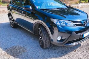 TOYOTA RAV4 4ª serie - 2015