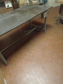 tavolo da lavoro