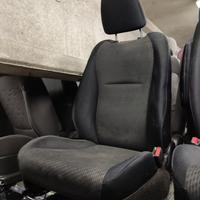 Sedile anteriore dx TOYOTA VERSO-S del 2012