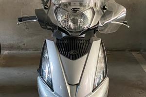 Kymco people gti 300