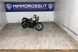 Triumph Street Twin 2600 KM