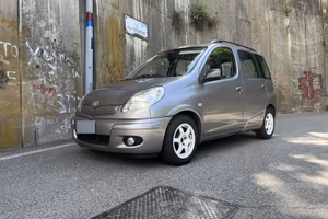 Toyota yaris verso d4d 1.4 diesel anno 2003