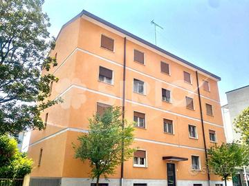 CENTRALISSIMO E SPAZIOSO APPARTAMENTO BICAMERE ...