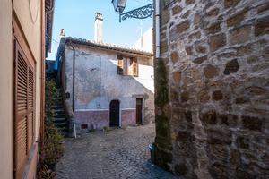 Cellere - abitazione indipendente + altro locale