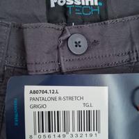 Pantaloni da lavoro nuovi.