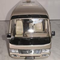 1/24 DIECAST MODEL TOYOTA COASTER BUS