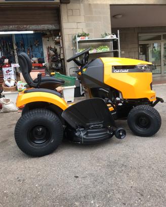Trattorino CUB CADET CV18.5 professionale