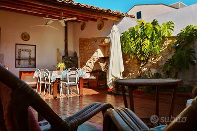 Marina di Ragusa - Casa singola con ampia veranda