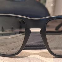 occhiali da sole oakley 