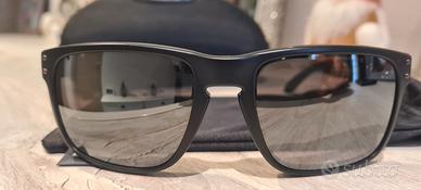 occhiali da sole oakley 