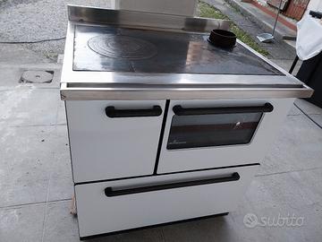 Cucina a legna De Manincor