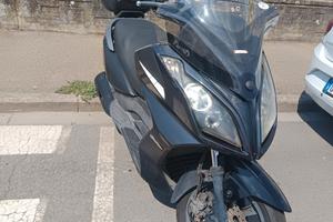 Kymco downtown 300i