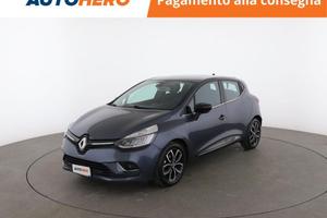 RENAULT Clio TZ17611