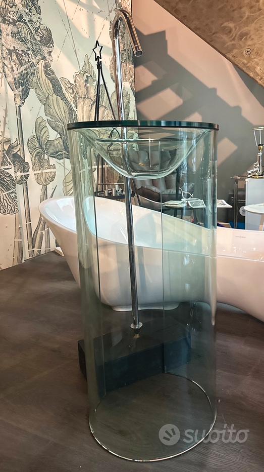 Lavabo in cristallo Mobili usati