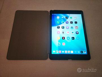 iPad con cover nuova