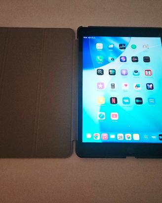 iPad con cover nuova