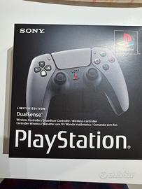 Sony dualsense ps5 30th anniversario
