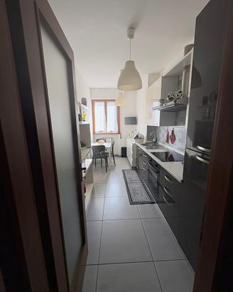 CUCINA COMPLETA DI ELETTRODOMESTICI