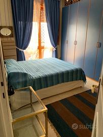 Camera con balcone e bagno privato