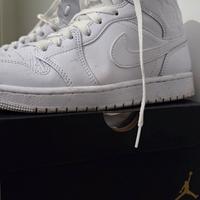Scarpe pari al nuovo Air Jordan