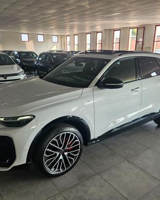 Audi Q5 SUV 2.0 TDI 204CV mHEV+ S-Tronic Quattro S