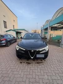 Alfa romeo stelvio q4